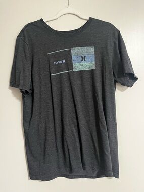 Hurley Men's Dark Charcoal Graphic Short Sleeve Tee